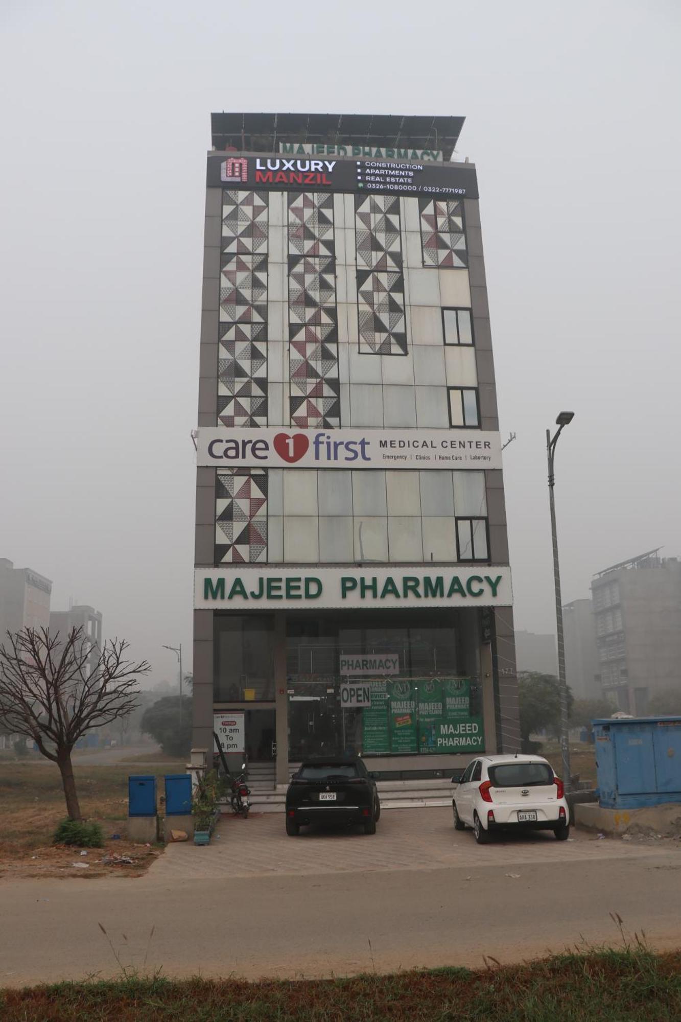 Luxury Manzil Apartment Lahore Esterno foto